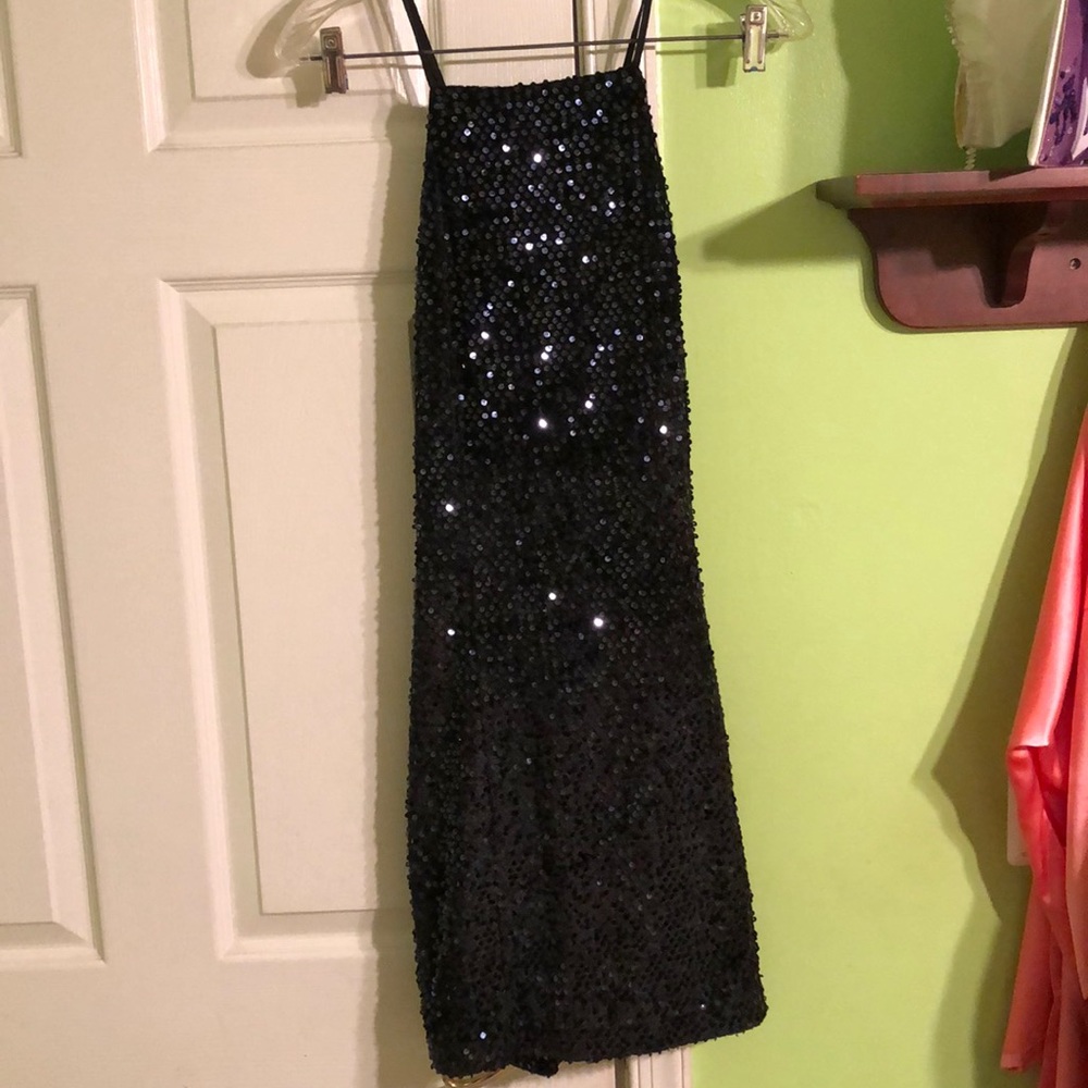 Black Sequin Short Dress/Open Back